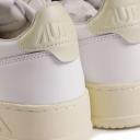 Autry Medalist Low - White and ASP - AULMLL54-WHA Leather Colour: Whit