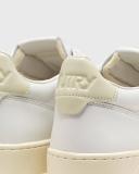Autry Medalist Low - White and ASP - AULMLL54-WHA Leather Colour: Whit
