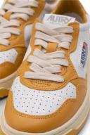Autry Medalist W, White / Yellow