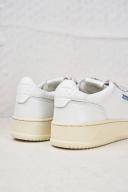 Autry White Medalist Low Sneakers