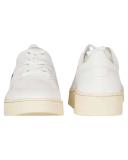Autry - White Leather Low-Top Skeakers