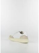 AUTRY White Medalist Low Sneakers