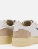 AUTRY White Medalist Low Sneakers