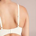 Be by Berlei Wirefree T-Shirt Bra; Style YWU7 | White | 16D | Size 16D