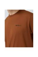 Ben Sherman Signature Chest Embroidery Tee in Bronze Brown L