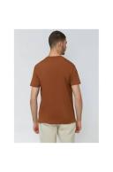 Ben Sherman Signature Chest Embroidery Tee in Bronze Brown L