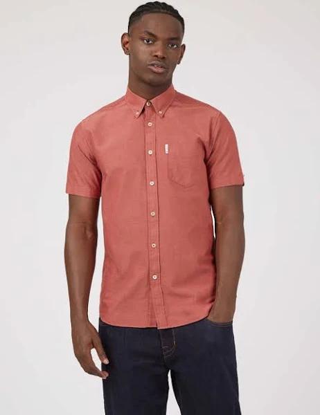 Ben Sherman Signature Organic Oxford Short Sleeve Shirt Dark Pink Medium