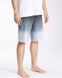 Billabong - Fluid Pro Boardshorts - Size 33