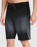 Billabong - Fluid Pro Boardshorts - Size 42
