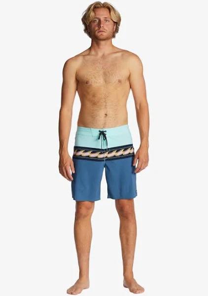 Billabong - Momentum Pro - Size 28