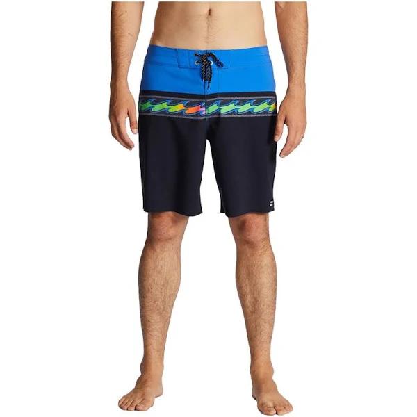 Billabong - Momentum Pro - Size 32