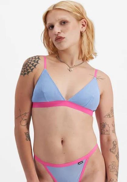 Bonds Match Its Mesh Triangle - Soft Ballad