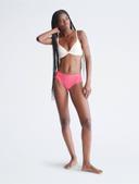 Calvin Klein Invisibles Hipster in Pink S