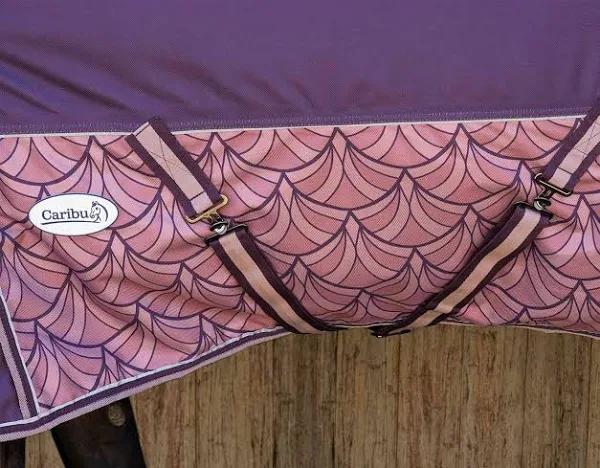 Caribu Sierra Rainsheet - 4.9ft / Blackberry Nouveau