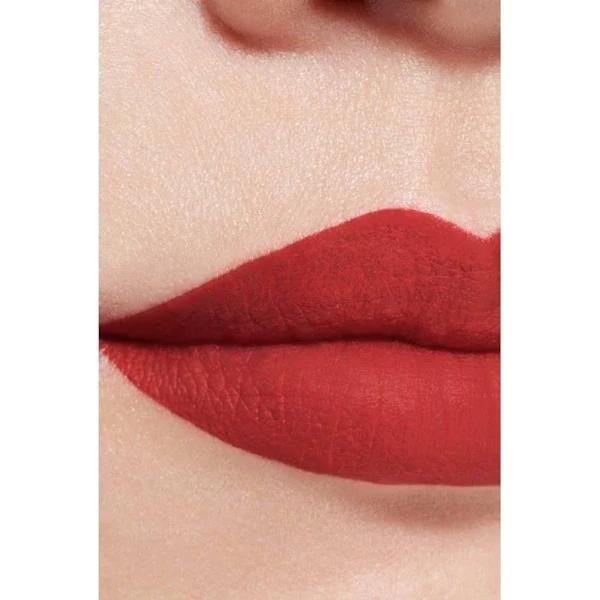 Chanel Second-skin Intense Matte Liquid Lip Colour 842 Rouge DISTINCTIF