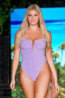 Cupshe Daisy Eyelet Plunge V-Wire One Piece Swimsuit - Lavender,M