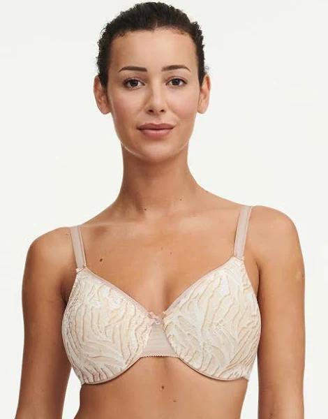 David Jones Chantelle C Magnifique Moulded Bra in Desert Sand Print, Size 18E
