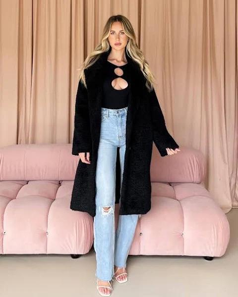Dazie - Women's Black Coats - Cuddle Me Oversized Longline Teddy Coat - Size 8 at The Iconic