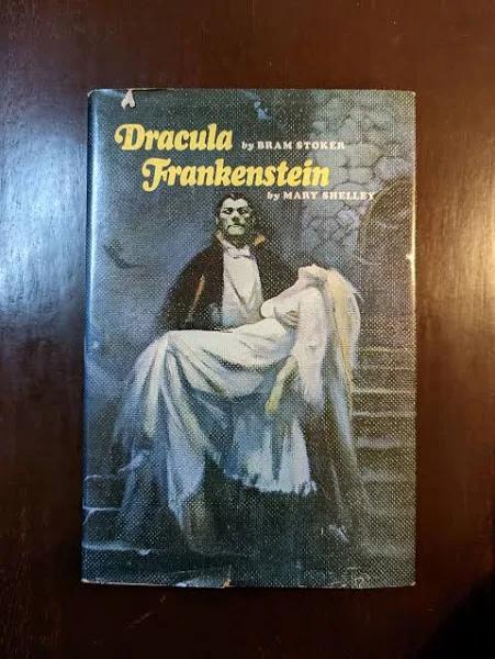 Dracula [Book]