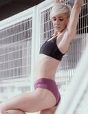 Dragonfly Mia Pole Shorts Ruby / M