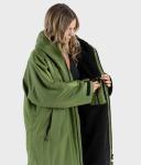 Dryrobe Advance Long Sleeve Changing Robe - Dark Green/Black