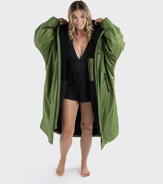 Dryrobe Advance Long Sleeve Changing Robe - Dark Green/Black