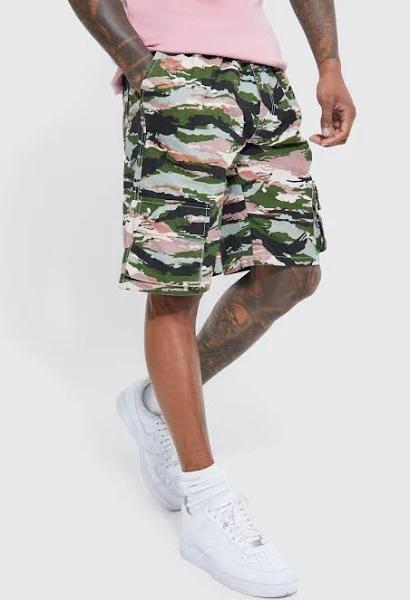 Elastic Waist Relaxed Camo Cargo Short