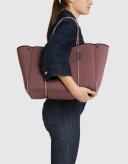 Escape Tote in Night Protea