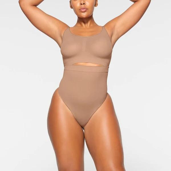 Everyday Sculpt High-Waisted Thong | Sienna