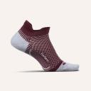 Feetures! Plantar Fasciitis Compression Sock No-Show White / M