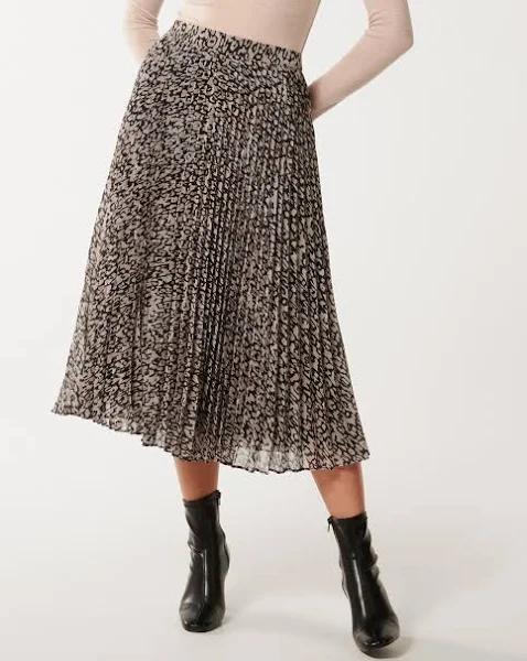 Forever New Hailee Pleated Skirt in Black Multi Black 14