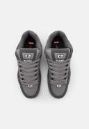 Globe Tilt Griffin White. Size 10