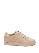 Guess Women's White Peony Logo Rollin Sneakers Size: 8