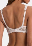 Hanro Moments Lace Soft Cup Bra Seasonal Colours 16A / Gentle Pink