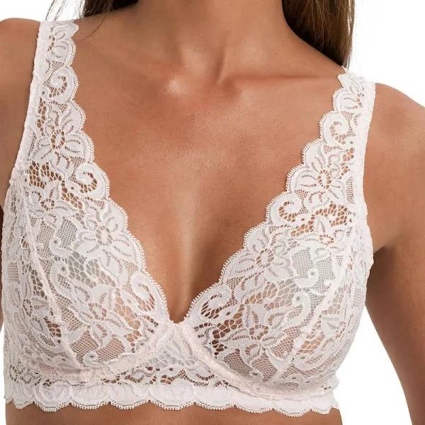 Hanro Moments Lace Soft Cup Bra Seasonal Colours 16A / Gentle Pink