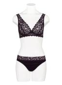 Hanro Moments Lace Soft Cup Bra Seasonal Colours 16D / Alexandrite