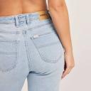 Hi Mom Slim Curve Jean