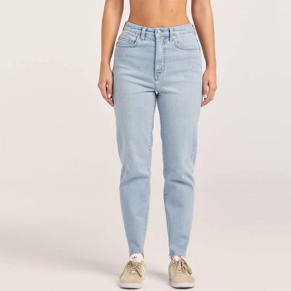 Hi Mom Slim Curve Jean