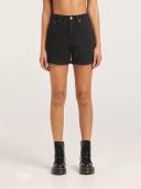 High Relaxed Short