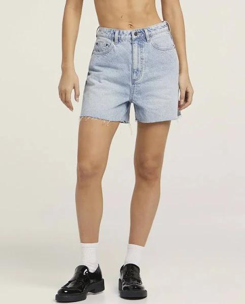 High Relaxed Short