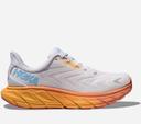 HOKA Arahi 6 Running Shoes in Plein Air Blue Fog W