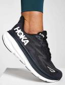 Hoka Clifton 9 Women's Black / White / 5 / B