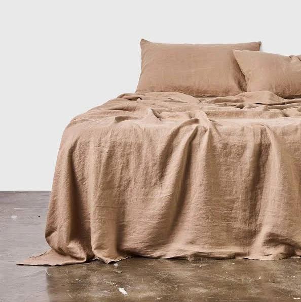 in Bed 100% Linen Sheet Set in Chestnut, Single