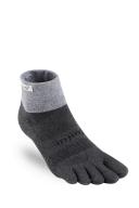 Injinji Trail 2.0 Midweight Mini Crew Socks XL / Granite