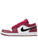 Jordan 1 Low Noble Red