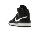 Jordan 1 Mid Black/White