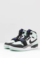 Jordan Legacy 312 Igloo