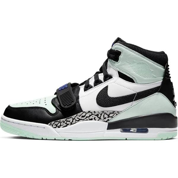 Jordan Legacy 312 Igloo