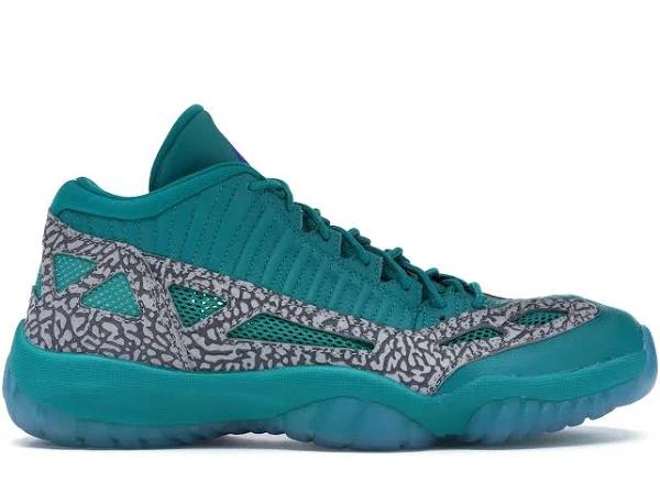 Jordan Men's Black Air 11 Low IE sneakers