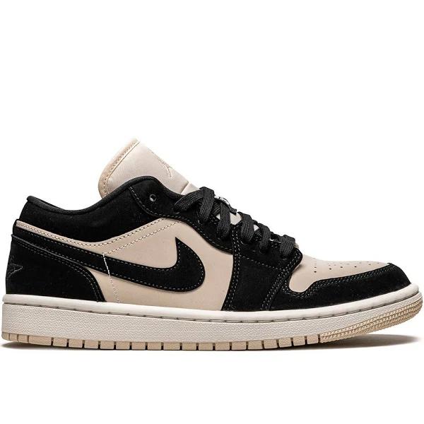 Jordan Women's Black Air 1 Low sneakers
